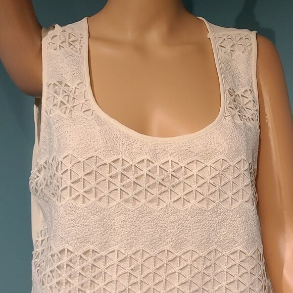 A. MOON cream hi-lo lace blouse - Picture 7 of 10